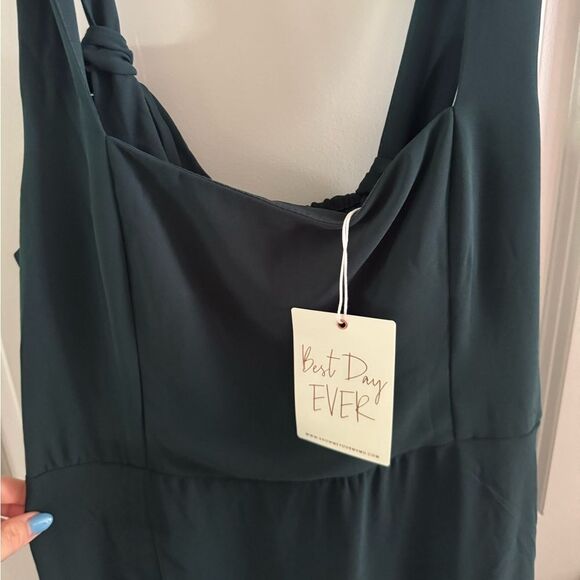 Show me your Mumu Claire midi dress in emerald chiffon - Picture 4 of 6